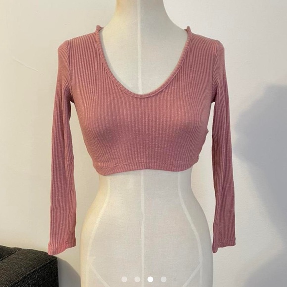 FASHION NOVA - WANDERLUST Pink Cropped Hoodie - Picture 1 of 3